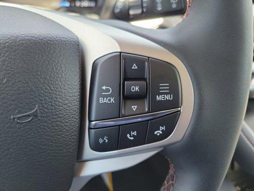 Carbonized Gray Metallic 2026 Ford Explorer Active