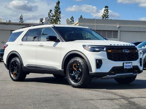 Star White 2026 Ford Explorer Tremor