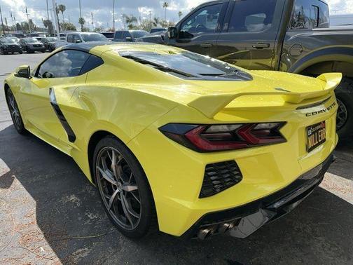 Accelerate Yellow Metallic 2020 Chevrolet Corvette Stingray w/2LT