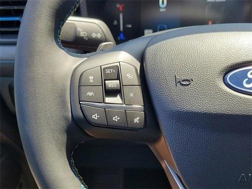2025 Ford Maverick Lobo High