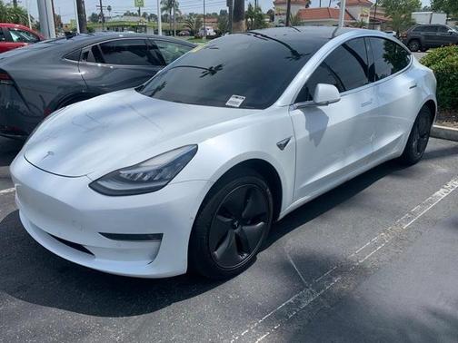 2020 Tesla Model 3 Standard Range Plus