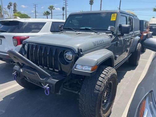 2021 Jeep Gladiator Sport