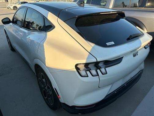 2022 Ford Mustang Mach-E GT