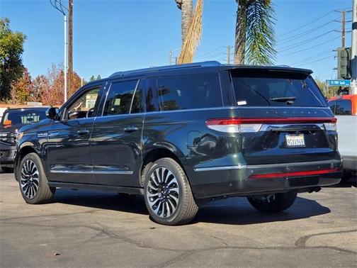 2023 Lincoln Navigator L Black Label