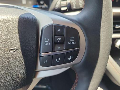 Agate Black Metallic 2026 Ford Explorer Active