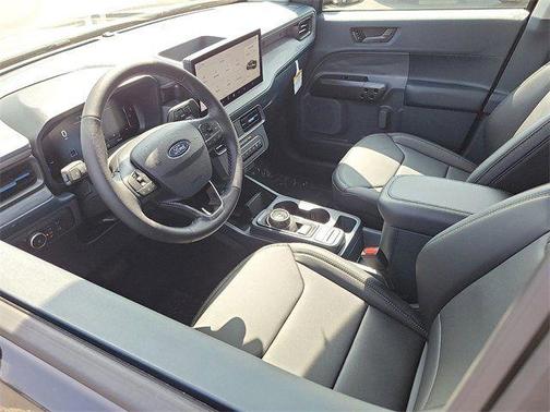 Shadow Black 2025 Ford Maverick Lobo Standard