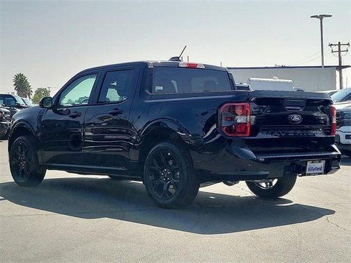Shadow Black 2025 Ford Maverick Lobo Standard