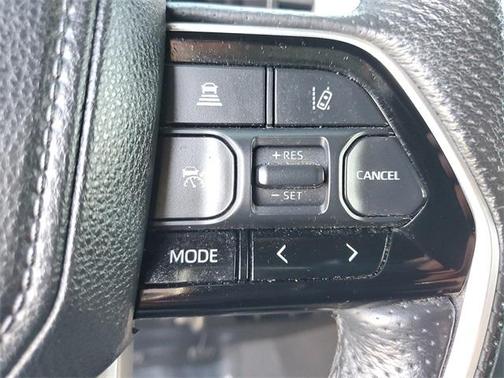 2023 Toyota Tundra Hybrid Platinum