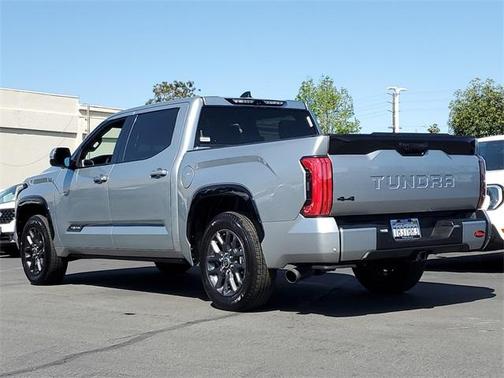 2023 Toyota Tundra Hybrid Platinum