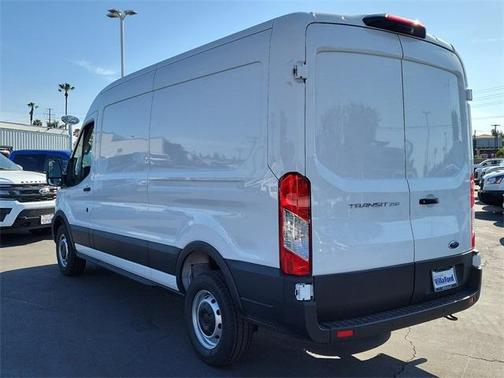 2025 Ford Transit-250 148 WB Medium Roof Cargo