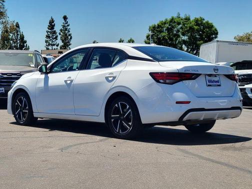 Cloud White 2024 Nissan Sentra SV