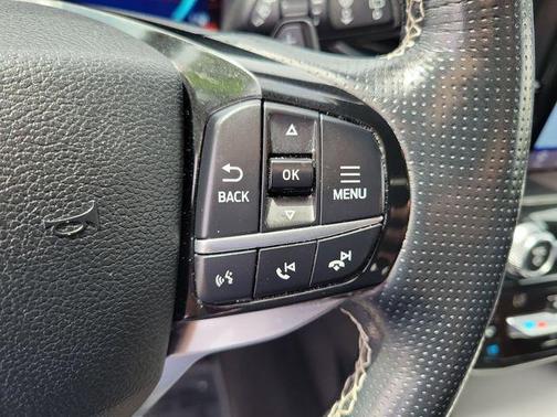 White Metallic 2021 Ford Explorer ST