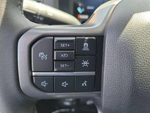 Avalanche 2026 Ford F-150 XLT