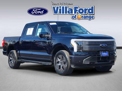 2023 Ford F-150 Lightning LARIAT
