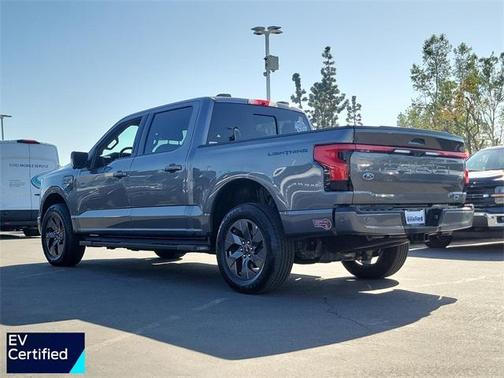 2023 Ford F-150 Lightning LARIAT