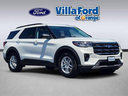 Star White 2026 Ford Explorer Active
