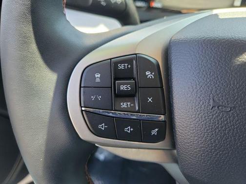 Star White 2026 Ford Explorer Active