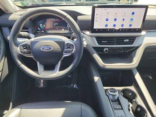 Star White 2026 Ford Explorer Active