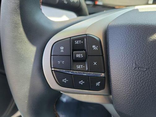 Star White 2026 Ford Explorer Active