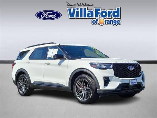 2025 Ford Explorer ST
