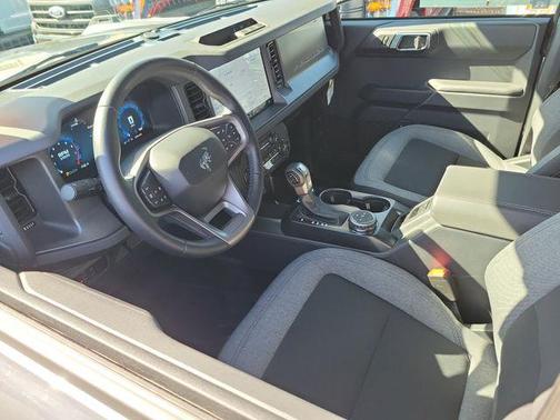 Carbonized Gray Metallic 2025 Ford Bronco Big Bend