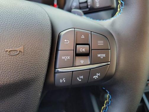 2026 Ford Maverick Lobo High