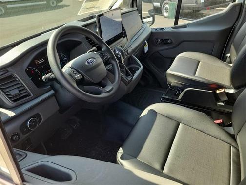 2025 Ford Transit-350 148 WB Medium Roof Cargo