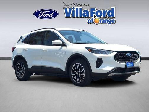 Star White 2024 Ford Escape PHEV