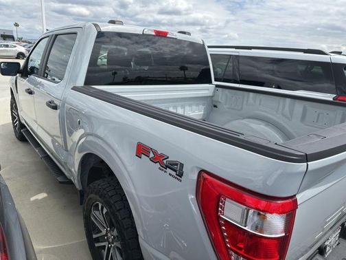 Avalanche 2023 Ford F-150 XL