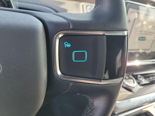 Star White 2026 Ford Expedition Max Platinum