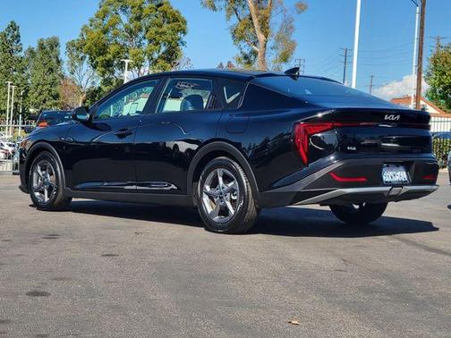 2025 Kia K4 
