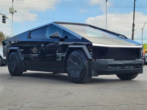2024 Tesla Cybertruck Cyberbeast