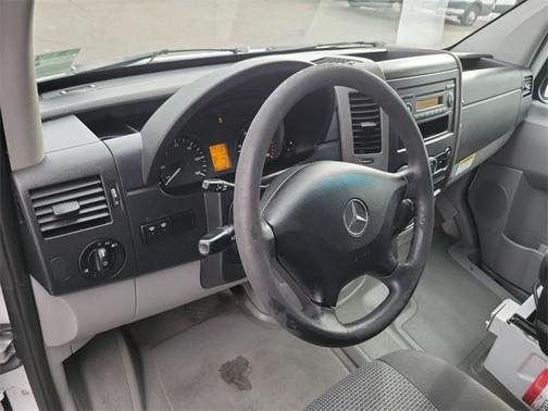 2013 Mercedes-Benz Sprinter 144 WB