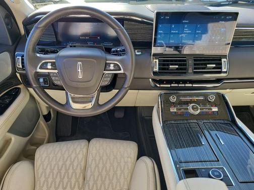 2023 Lincoln Navigator Black Label