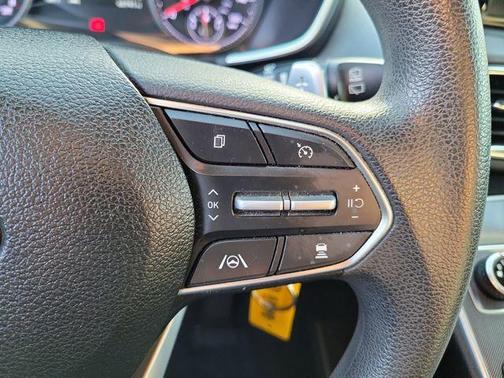 2021 Hyundai SANTA FE SE