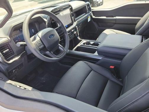 Avalanche 2026 Ford F-150 STX