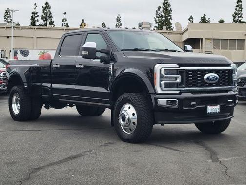Agate Black Metallic 2023 Ford F-450 Platinum
