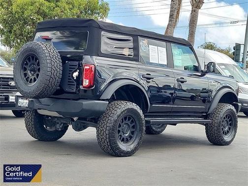 2022 Ford Bronco Base