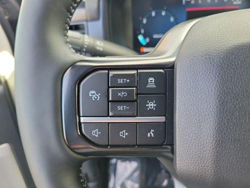 Star White 2026 Ford F-150 Platinum