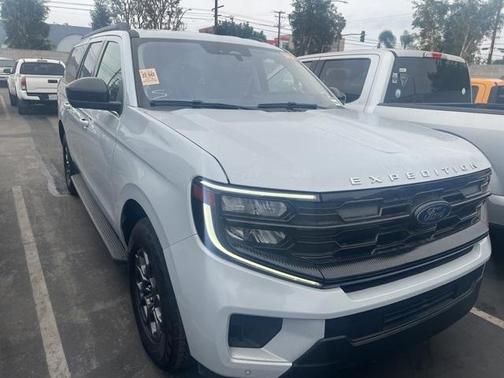 2025 Ford Expedition Max Active