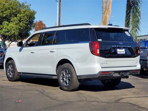 2025 Ford Expedition Max Active