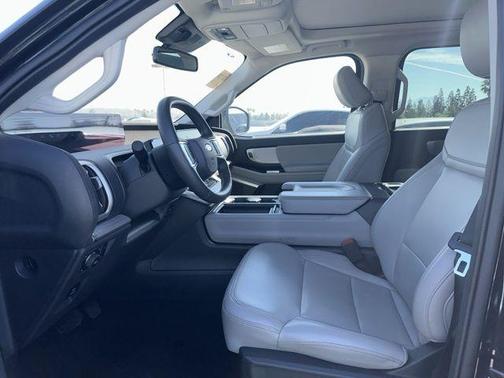 Black Metallic 2025 Ford Expedition Max Active