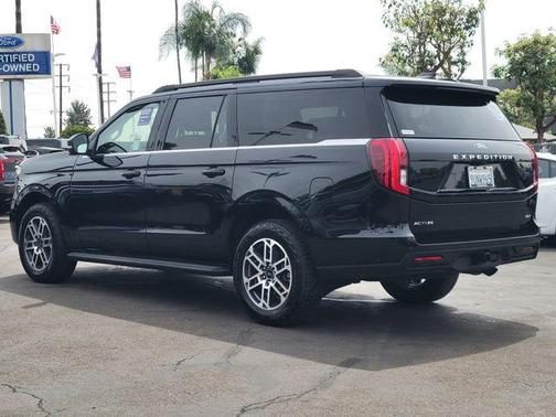 Black Metallic 2025 Ford Expedition Max Active