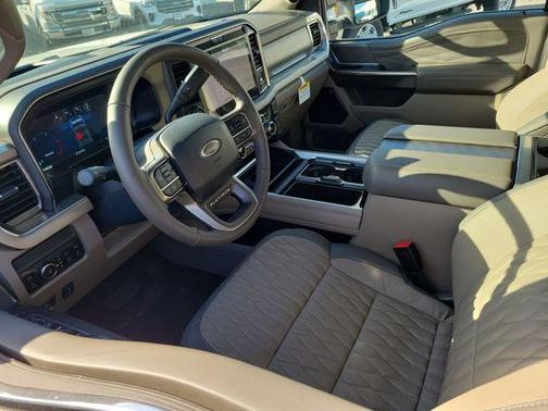 2026 Ford F-450 Platinum