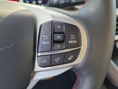 Star White 2026 Ford Explorer Active