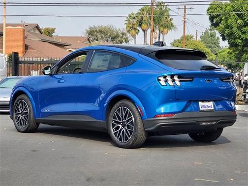 2025 Ford Mustang Mach-E Premium