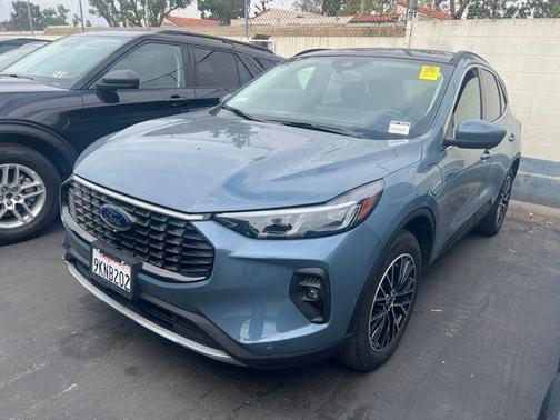 Vapor Blue Metallic 2023 Ford Escape PHEV