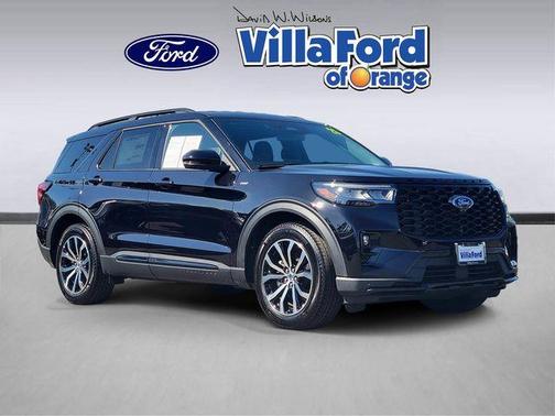 Agate Black Metallic 2026 Ford Explorer ST-Line