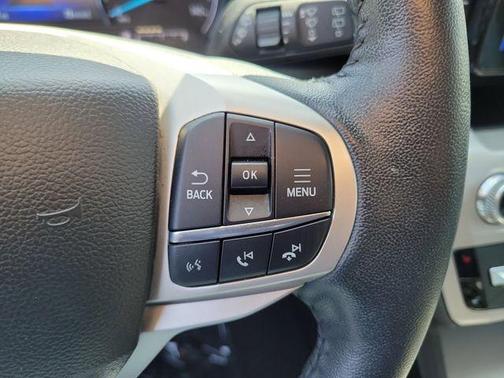 Gray Metallic 2023 Ford Explorer XLT