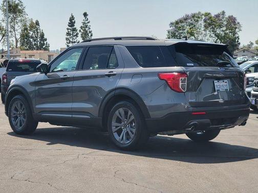 Gray Metallic 2023 Ford Explorer XLT